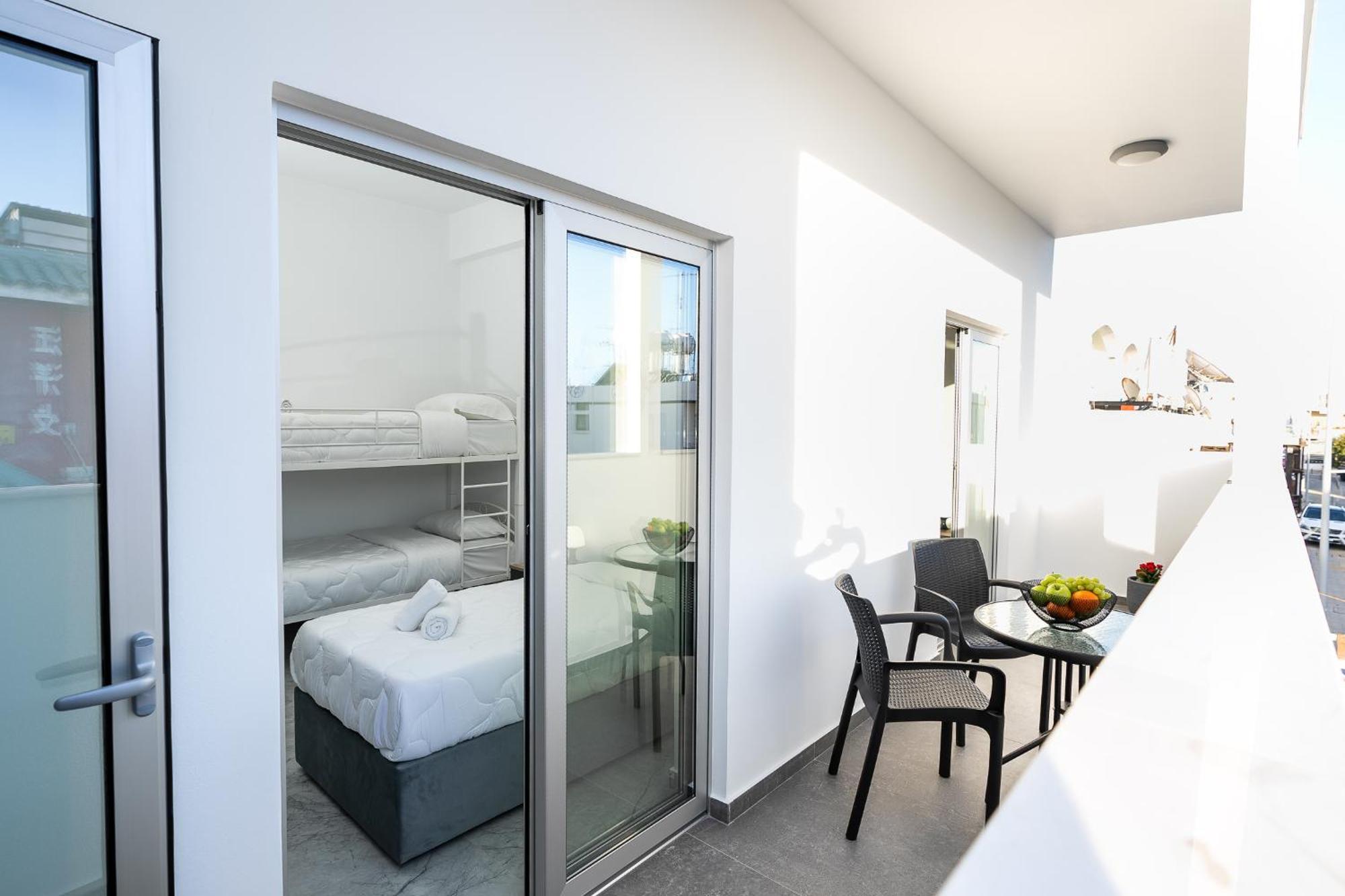 Spiros Luxury * Ayía Nápa