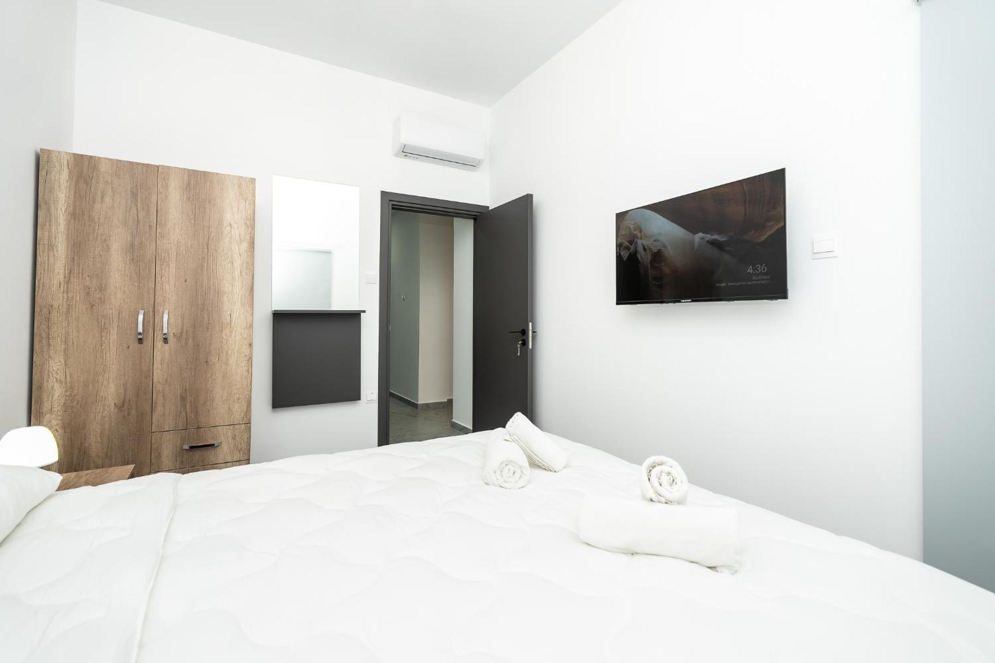Spiros Luxury * Ayía Nápa