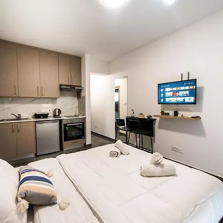 Spiros Luxury Apartments Agia Napa Exterior foto