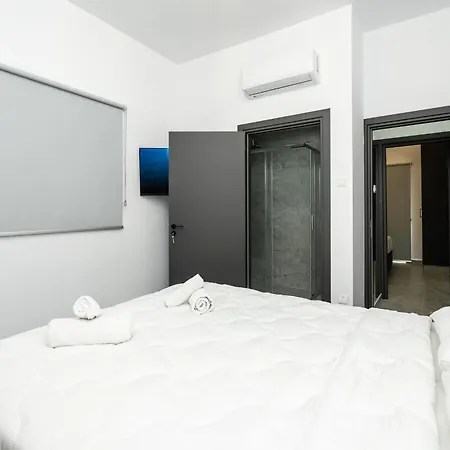 Spiros Luxury Apartments Agia Napa Exterior foto